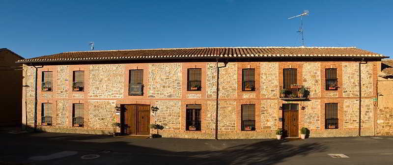 Posada Real Pascual Santa María de la Vega Exteriör bild